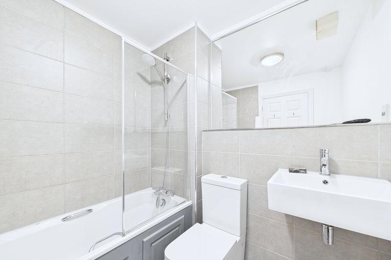 Main bathroom
