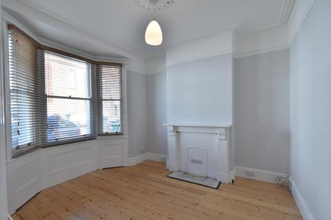 3 bedroom terraced house to rent, Montgomery Street, Hove