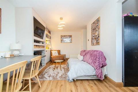 2 bedroom terraced house for sale, Oakleigh Drive, Rugeley WS15