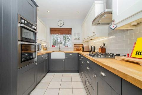 undefined, Robins Croft, Cannock WS11