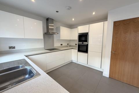 4 bedroom end of terrace house for sale, Cinder Close, Todmorden