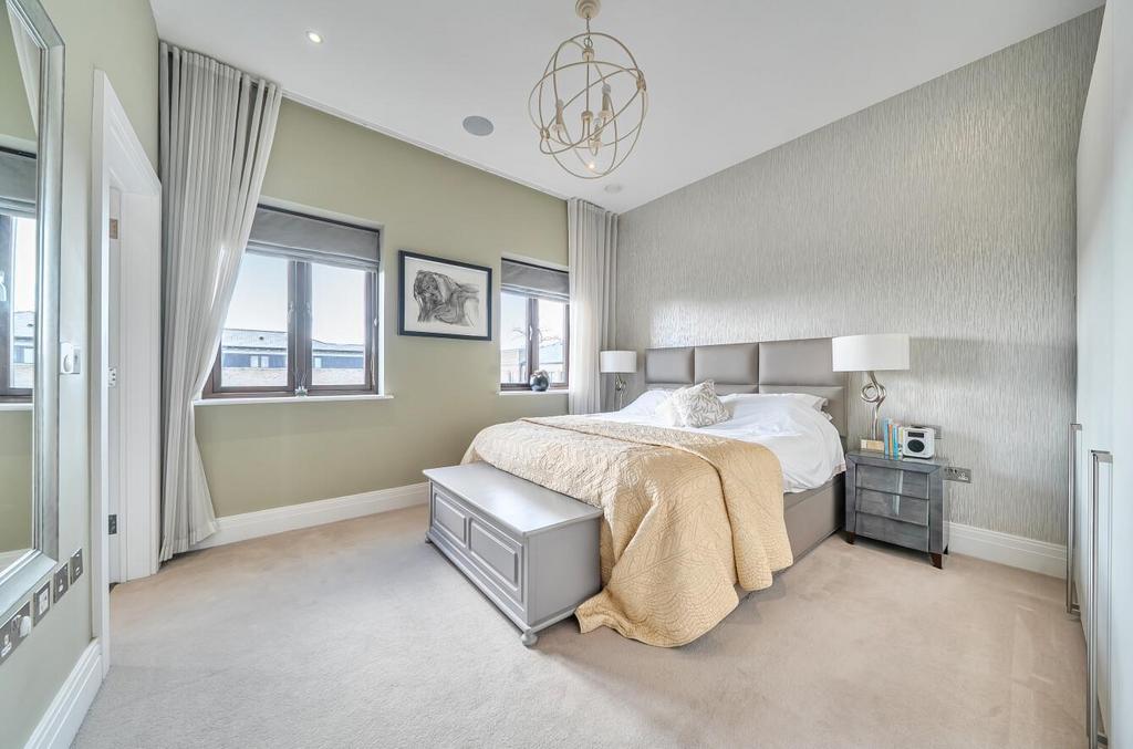 Davidson Frost-Wellings, DFW, Soane Square, Bentle