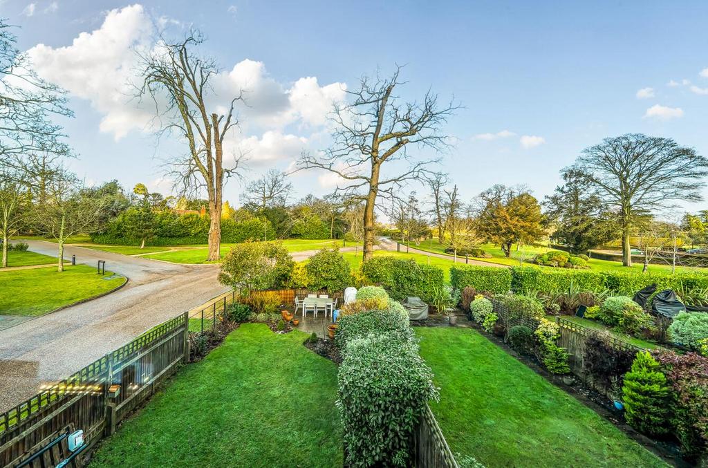 Davidson Frost-Wellings, DFW, Soane Square, Bentle
