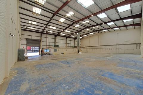Warehouse to rent, Dunhams Ln Letchworth Garden City SG6 1WB