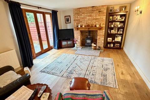 4 bedroom cottage for sale, Litchfield Lane, Creaton, Northamptonshire NN6
