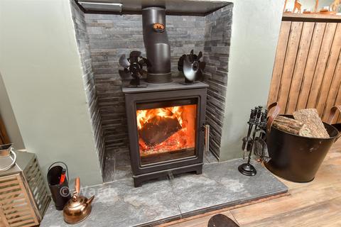 2 bedroom semi-detached house for sale, St. Peter's Court, Faversham, Kent
