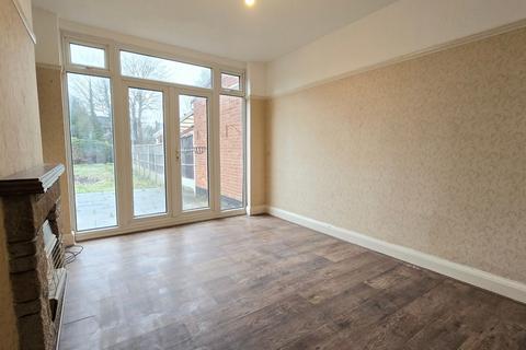 3 bedroom semi-detached house for sale, Broadway Road, Leicester, LE5