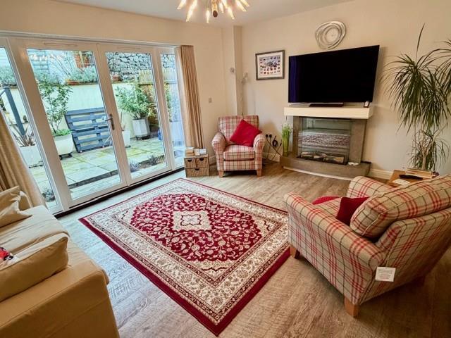 Sitting Room.jpg