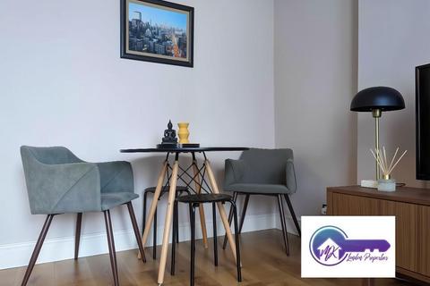 2 bedroom flat to rent, London N13