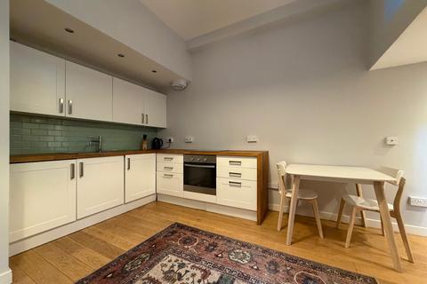 1 bedroom flat to rent, Rothesay Mews, Edinburgh EH3