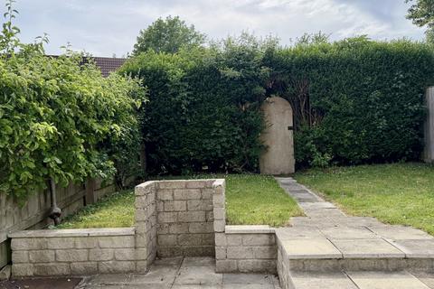 3 bedroom terraced house for sale, Arnolds Way, Cirencester