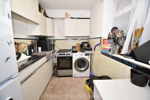 undefined, Ashurst Court, Gomer