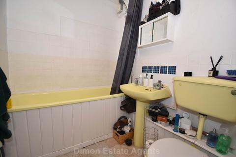 undefined, Ashurst Court, Gomer
