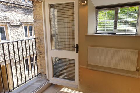 1 bedroom coach house to rent, Coxwell Street | Cirencester | GL7 2BH