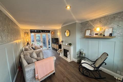 4 bedroom semi-detached house for sale, The Oval, Heald Green, Cheadle, SK8