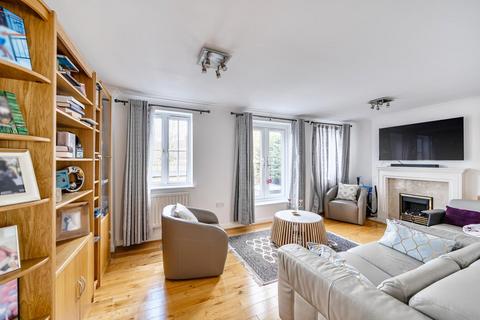 4 bedroom end of terrace house for sale, Goodhall Close, Stanmore HA7