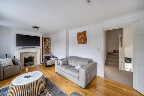 4 bedroom end of terrace house for sale, Goodhall Close, Stanmore HA7