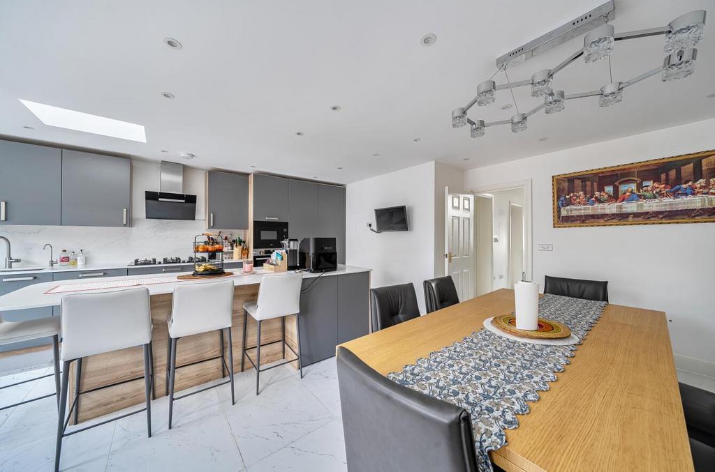 Davidson Frost-Wellings, DFW, Goodhall Close, Stan