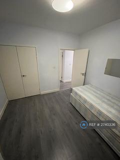3 bedroom flat to rent, Graham Road, London, E8