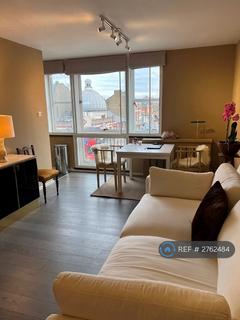 1 bedroom flat to rent, Carrick Court, London, SE11