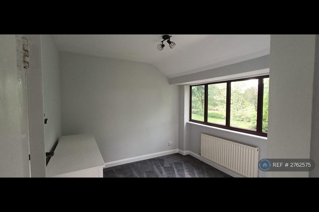 Front Double Bedroom