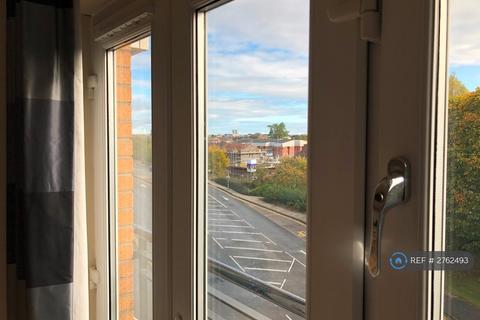 2 bedroom flat to rent, Sun Gardens, Thornaby, Stockton-On-Tees, TS17
