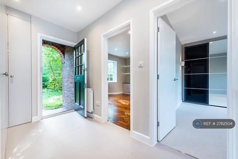 1 bedroom flat to rent, Midholm Close, London, NW11