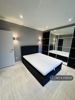 1 bedroom flat to rent, Midholm Close, London, NW11