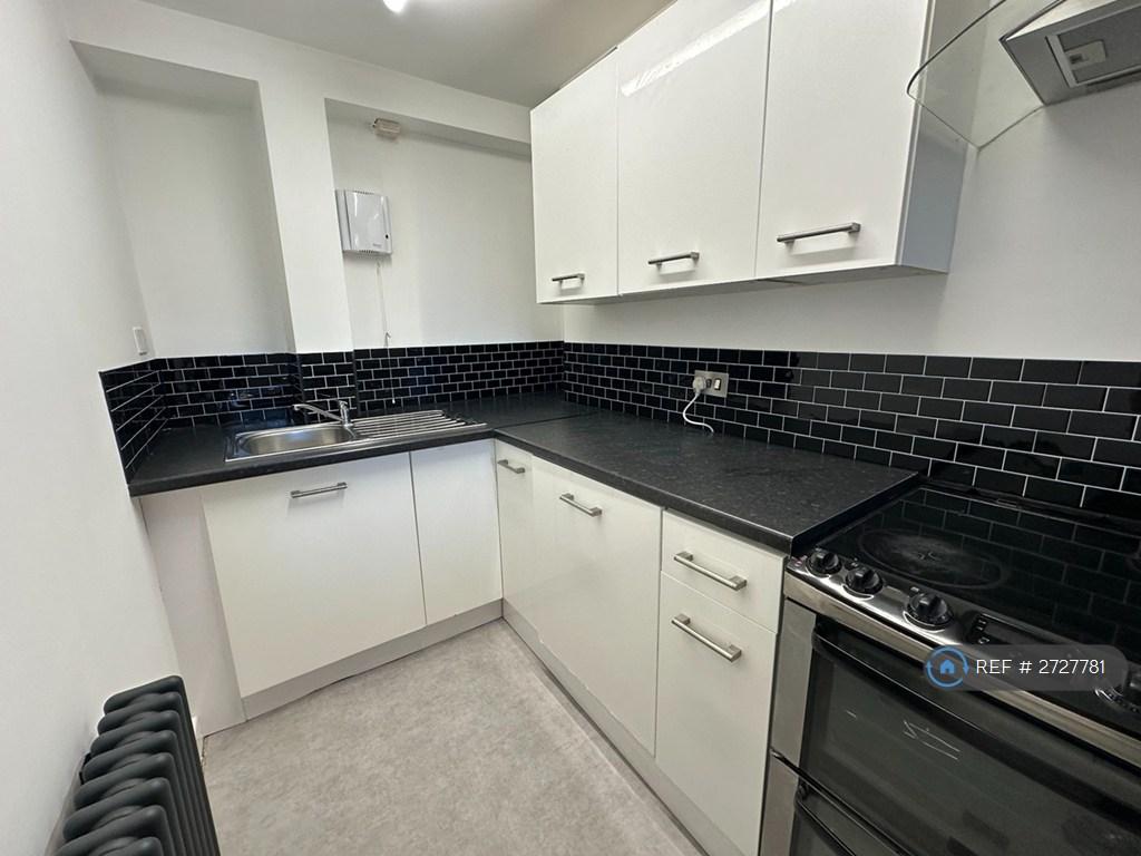 Kitchen 01