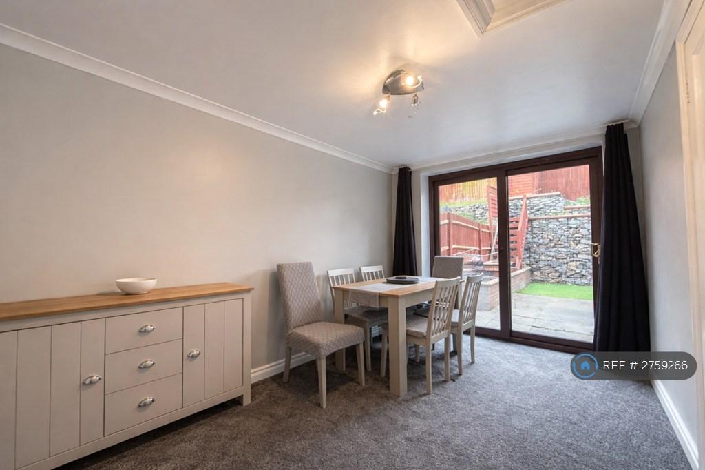 Fourth Bedroom/Dining Room