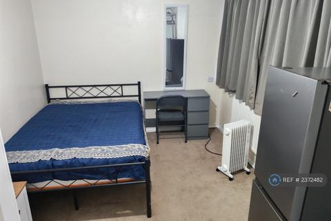 1 bedroom in a house share to rent, Brymore Road, Canterbury, CT1