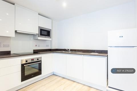 2 bedroom flat to rent, Strutt House, Derby, DE1