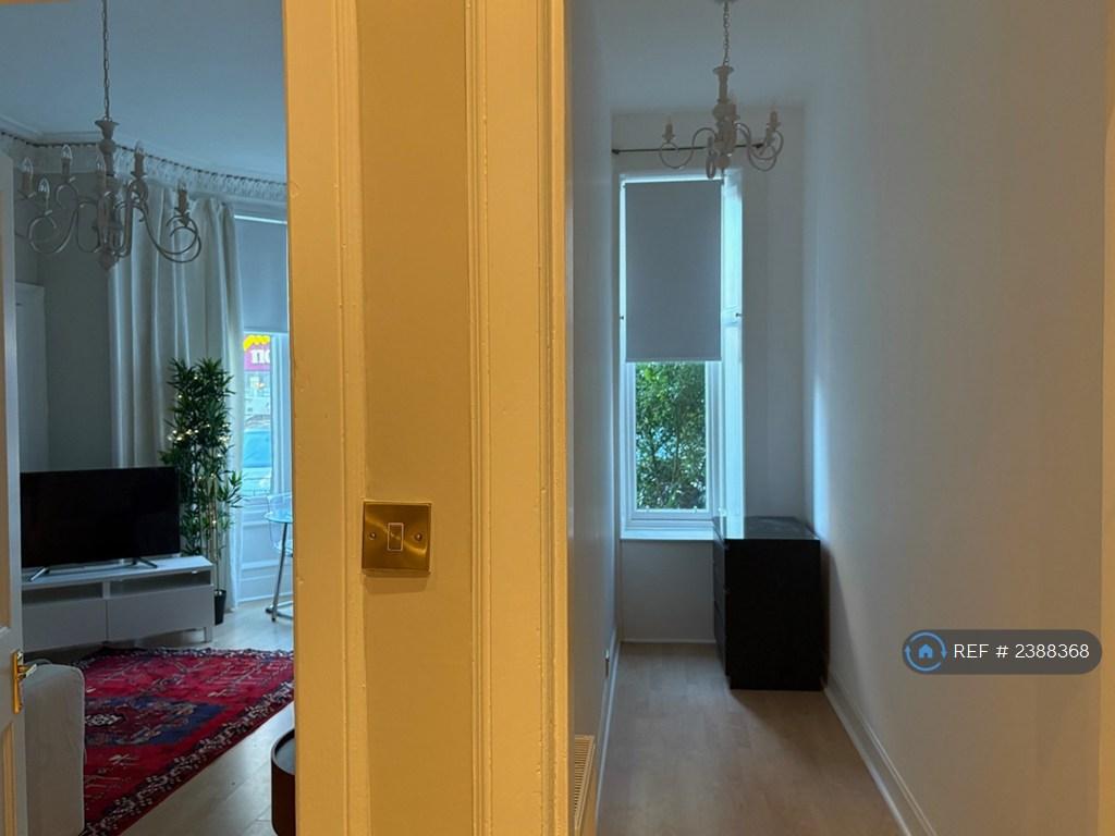 Adjacent Very Small Single Bedroom/Study