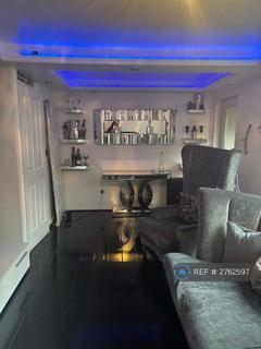 3 bedroom end of terrace house to rent, Pembridge Close, Birmingham, B32