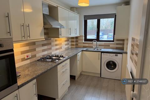 1 bedroom flat to rent, Alixandra Court, Urmston, Manchester, M41