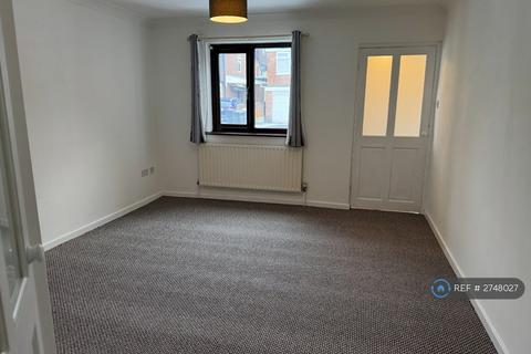 1 bedroom flat to rent, Alixandra Court, Urmston, Manchester, M41