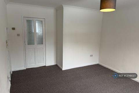 1 bedroom flat to rent, Alixandra Court, Urmston, Manchester, M41