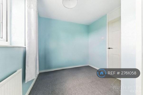 Bedroom 3 - Side b