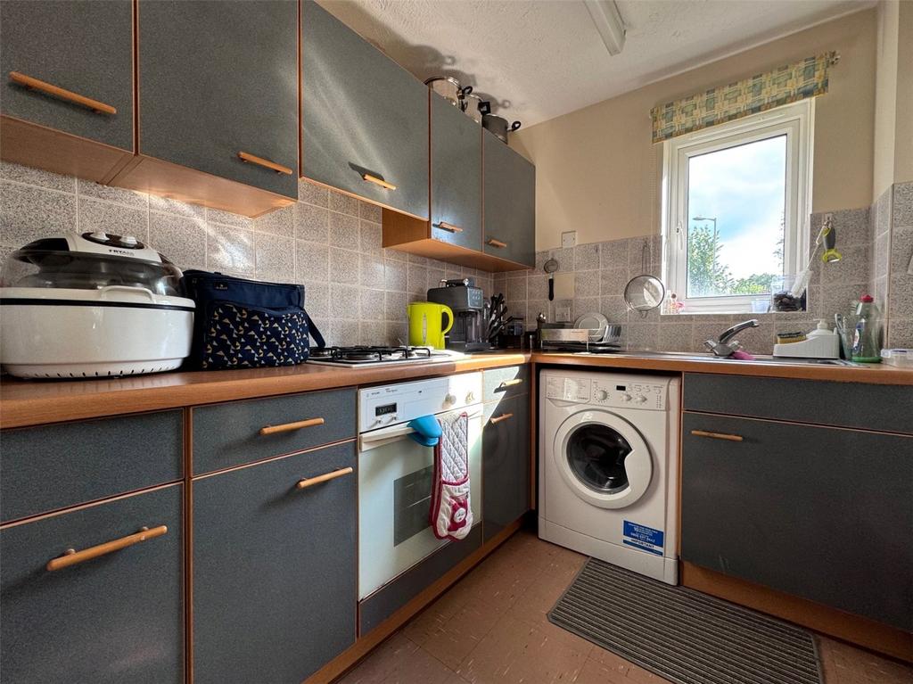 Kitchen Alt