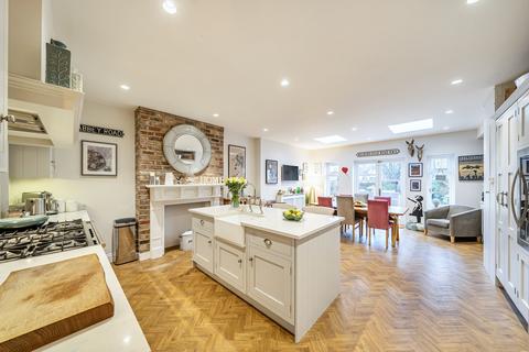4 bedroom terraced house for sale, Cornwall Road, Harrow