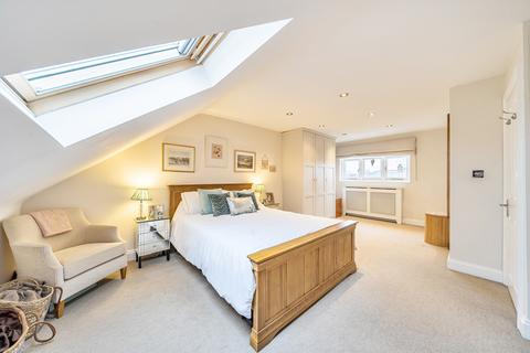 4 bedroom terraced house for sale, Cornwall Road, Harrow