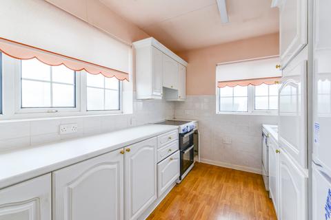 2 bedroom apartment for sale, Bircham Close, Eldwick, Bingley, West Yorkshire, BD16