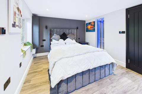 undefined, Stanley Avenue, Greenford, UB6