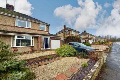 undefined, Lawn, Swindon SN3