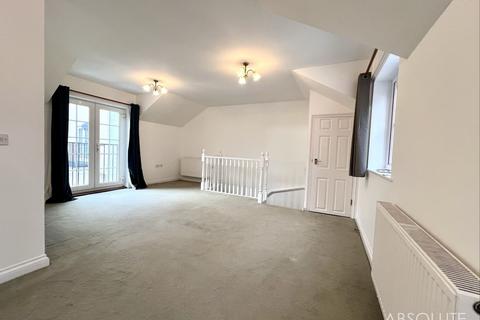 2 bedroom semi-detached house to rent, Bronshill Mews, Torquay, TQ1