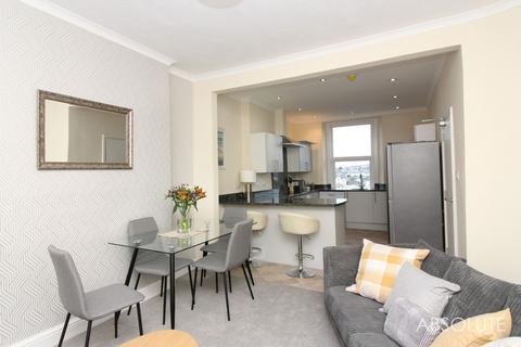 1 bedroom property to rent, Pennsylvania Road, Torquay, TQ1