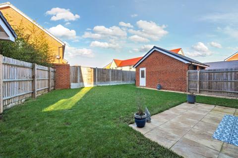 5 bedroom detached house for sale, Johnson Avenue, Bedford
