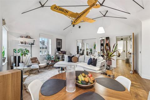 2 bedroom apartment for sale, Trinity Crescent, SW17