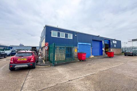 Property to rent - Unit , Heathway Industrial Estate, Manchester Way, Dagenham