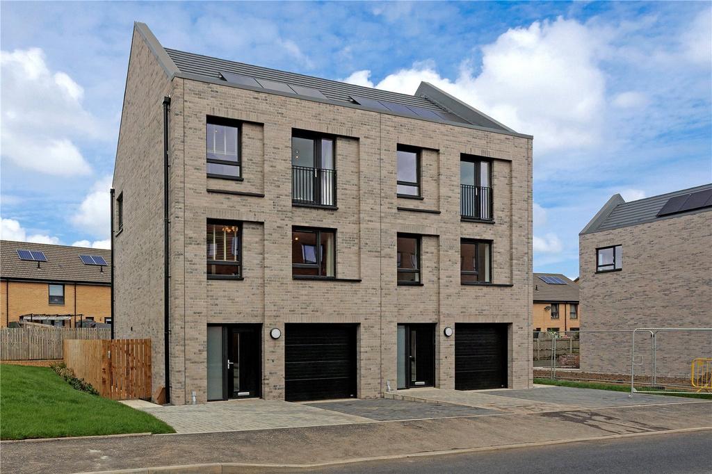 Maxwell Place